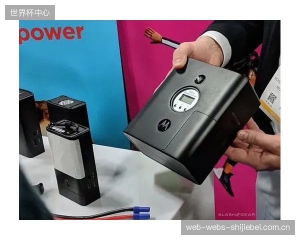 市场下沉的必然:即插即用型的模块化监测系统将在三年内成熟,使得早期抗裂监测不再是大型体育馆的专利 市场下沉的必然:即插即用型的模块化监测系统将在三年内成熟,使得早期抗裂监测不再是大型体育馆的专利
